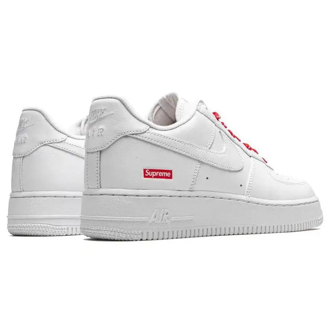 حذاء Nike X Supreme Air Force
